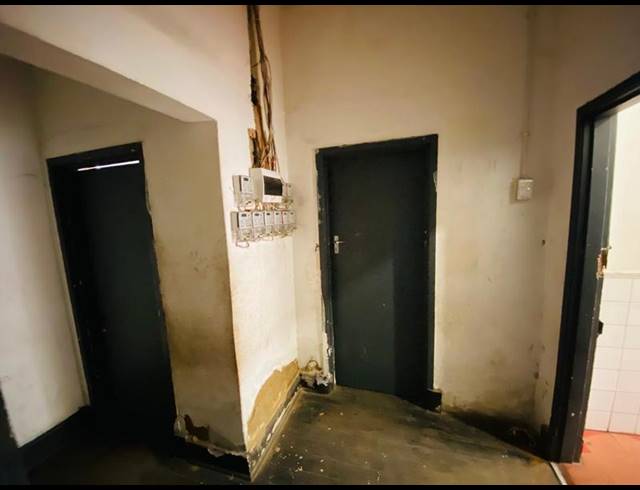 9 BEDROOM HOUSE FOR SALE IN SPRINGS CENTRAL